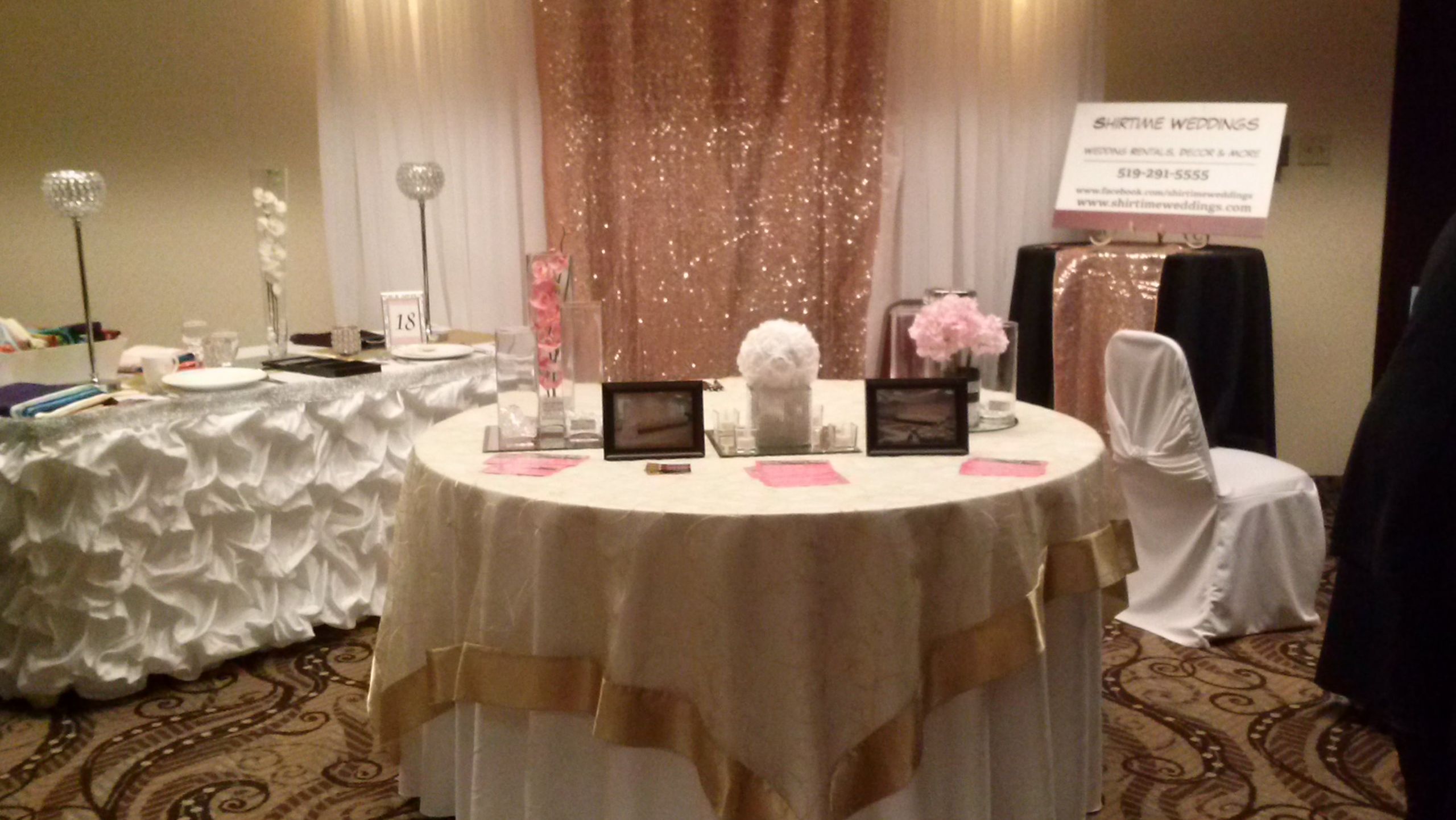 Rental Centerpieces, Easels, Table Numbers, Mirrors and More - Shirtime  Weddings Rentals, Decor & More